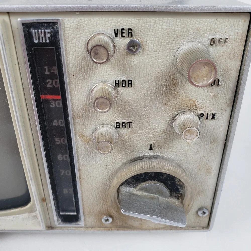 Vintage Sony 5-305UW Transistor Portable TV UHF VHF Silver Television Untested